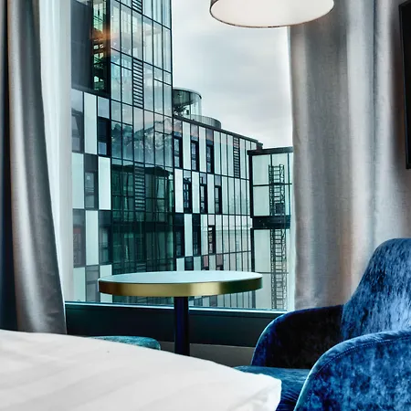 Stage 12 By Penz إنسبروك