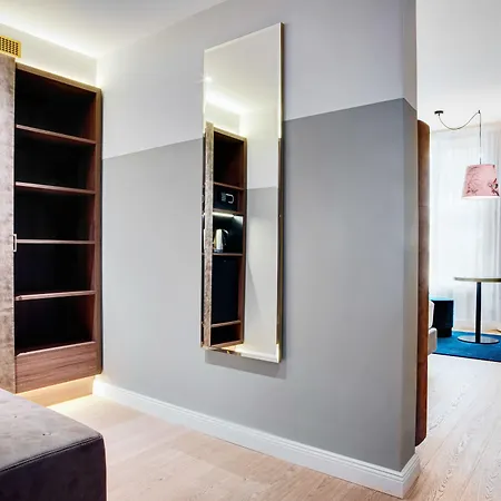 מלון Stage 12 By Penz