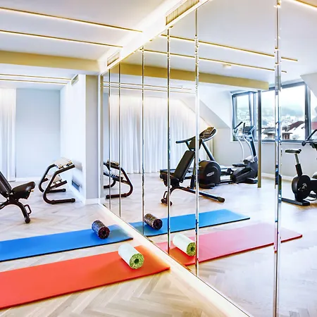 Hotel Stage 12 By Penz 4*