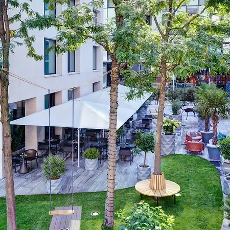 Hotel Stage 12 By Penz