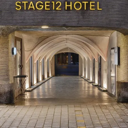 Stage 12 By Penz 4* אינסברוק