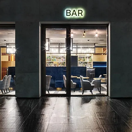 Stage 12 By Penz Hotel