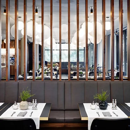 Stage 12 By Penz Hotel