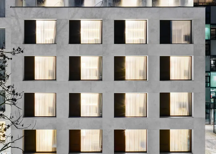 Stage 12 By Penz Hotel 4*