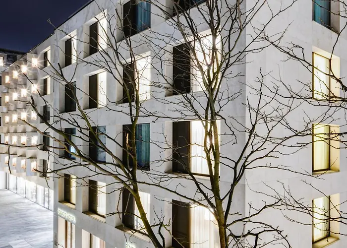 Stage 12 By Penz インスブルック