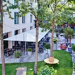 Hotel Stage 12 By Penz