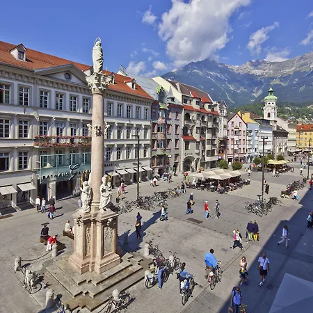 Stage 12 By Penz Hotel